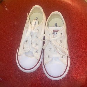 Adorable White Toddler Converse All-Stars - 10